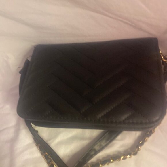 Bebe SOPHIA black Quilted Crossbody Bag with 2 removable Straps - Picture 3 of 8